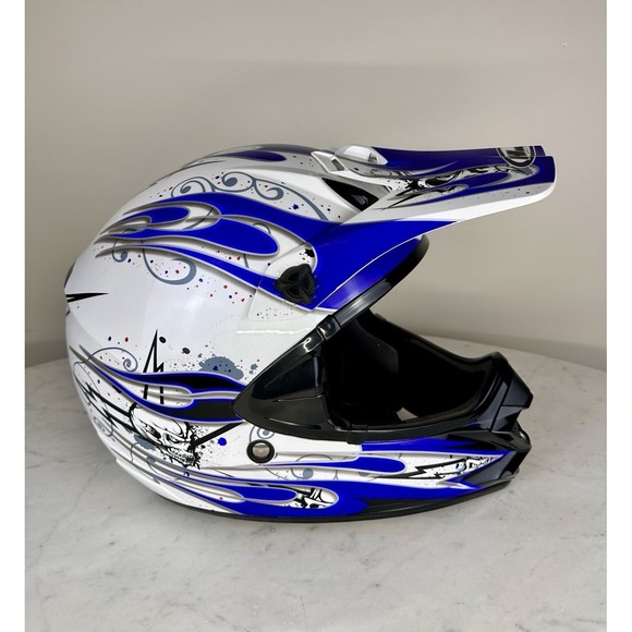 hjc cl x5n fang helmet CS-5N DOT approved with plush interior and adjustable vent. HJC Helmet - Motorcycle -